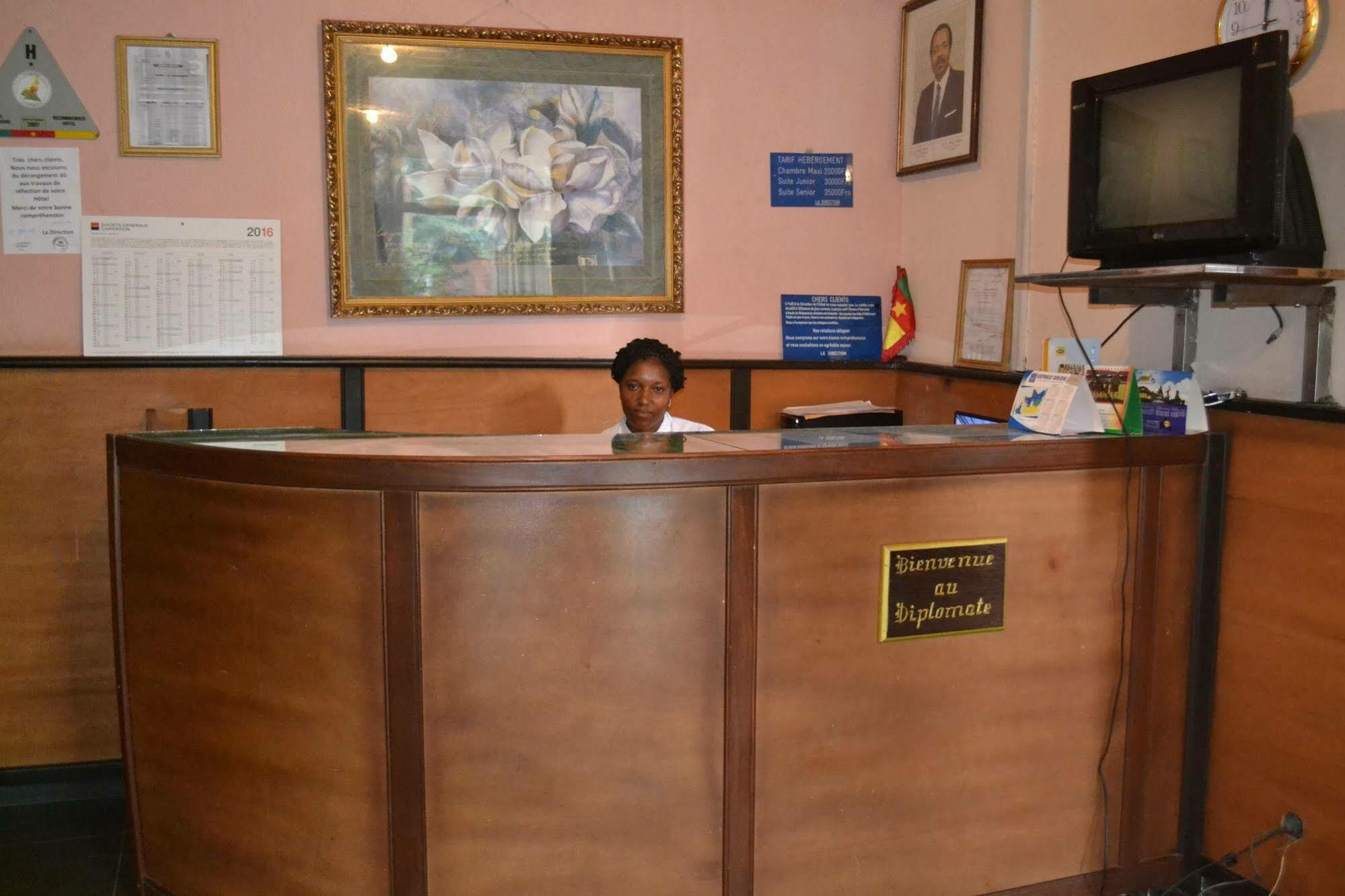 Hotel Le Diplomate Yaoundé Exterior foto